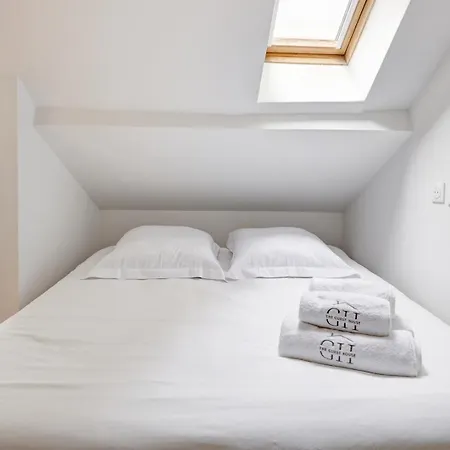 Apartment Le Clery Perche Sur Les Toits De Paris